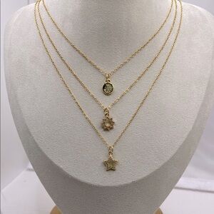 Dainty celestial pendant necklace. 18k plated.